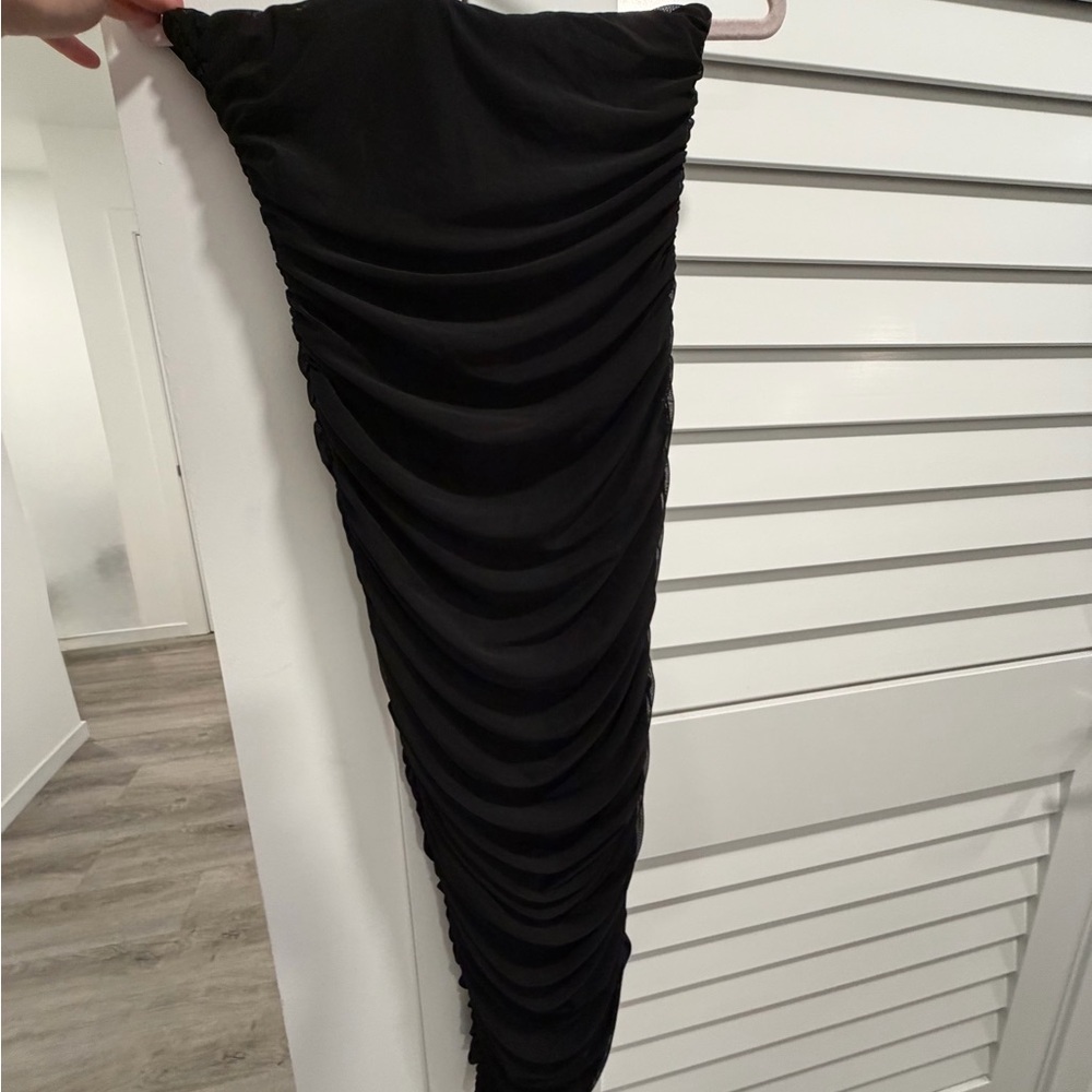 Elegant Black Ruched Strap Less Dress